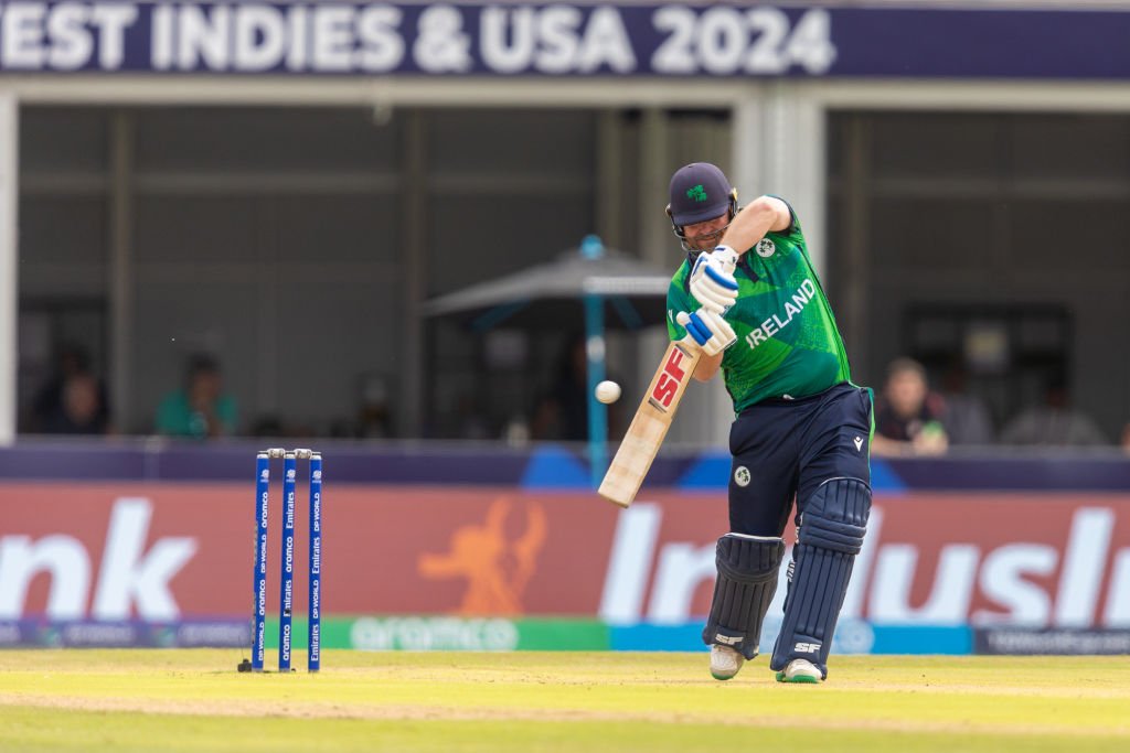  Ireland Seizes Control in Bulawayo Test with Dominant Batting and Early Strikes