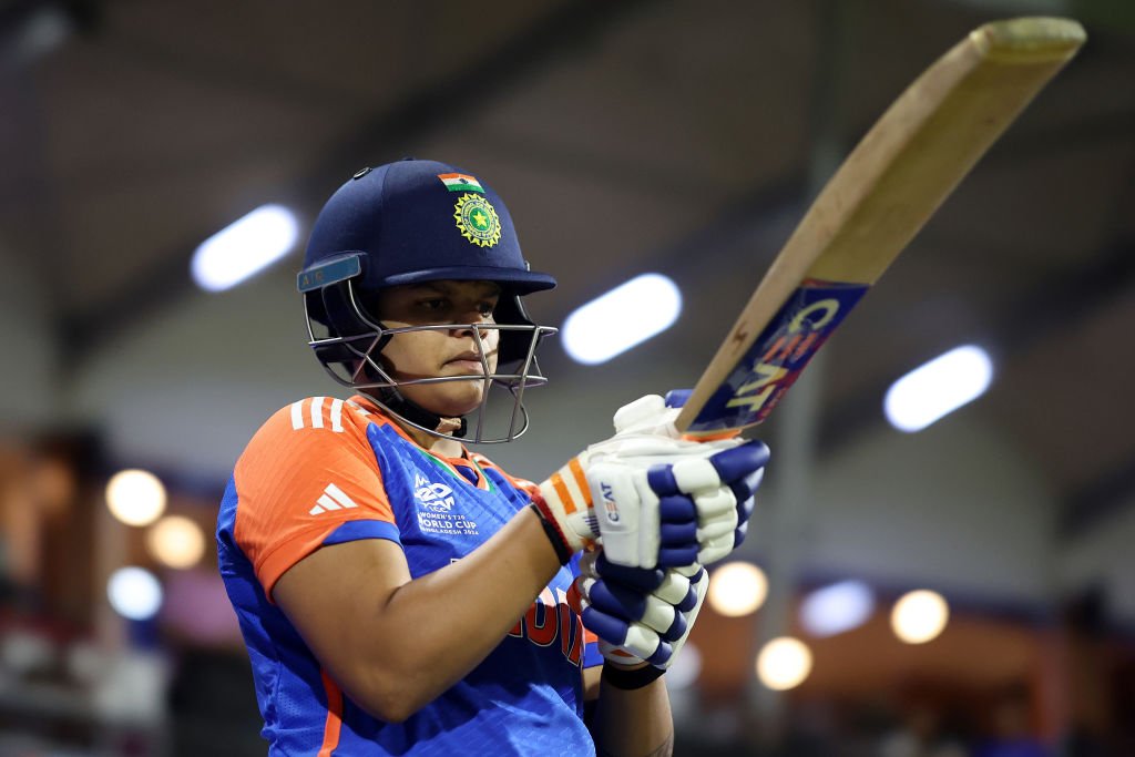 RCB Women Strike Early as Shafali Verma Falls for Golden Duck