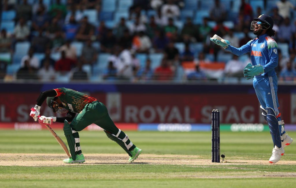 KL Rahul's Spectacular Catch Highlights India's Dominance Over Bangladesh