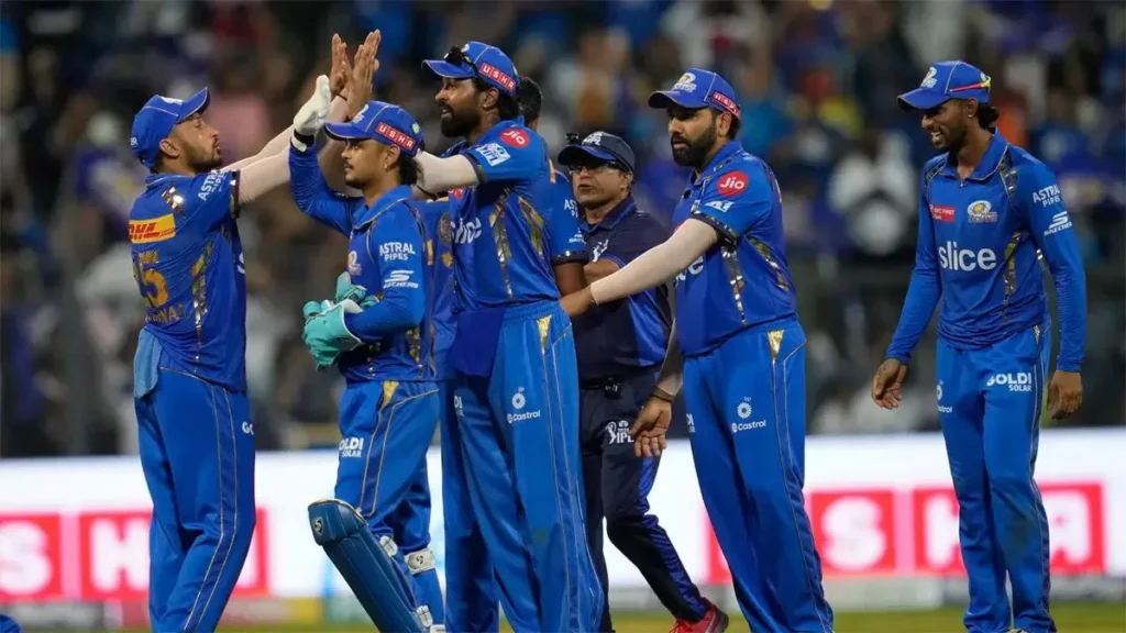 Mumbai Indians Stage a Comeback as Gujarat Titans Post 196/8 After Strong Start