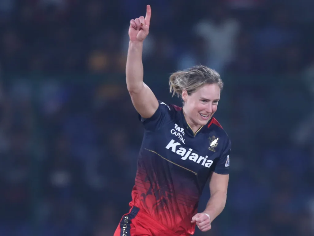 Ellyse Perry Expresses Heartfelt Gratitude to Chinnaswamy Fans
