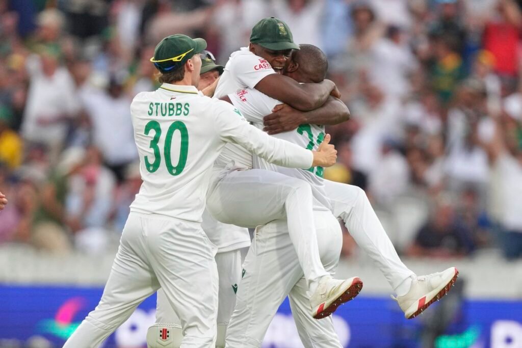 Australia Collapses to 64/5 in WTC Final as South Africa Roars Back