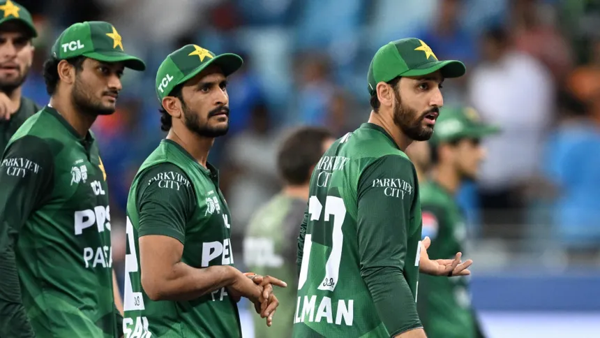 Super 4 Qualification Scenarios Tight for Pakistan