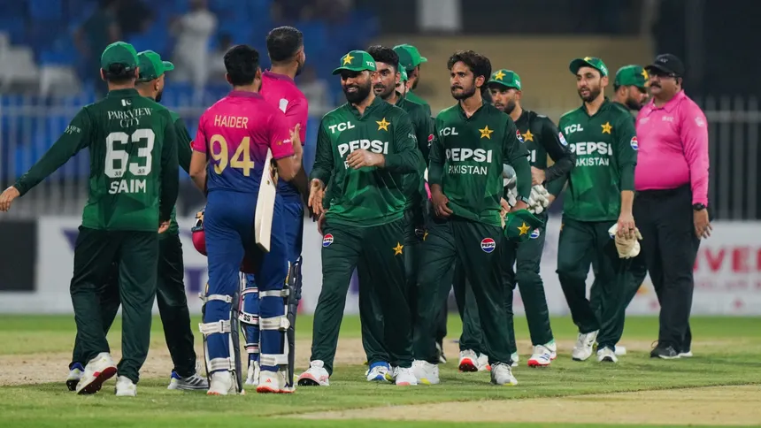 Pakistan Outclass UAE by 31 Runs to Reach Tri-series Final