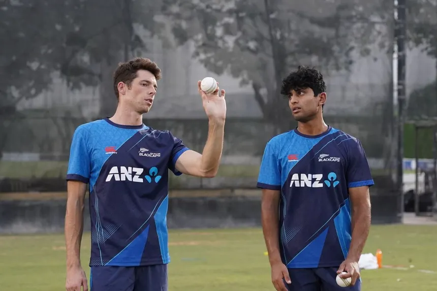 Santner and Ravindra Return to New Zealand T20 Squad 