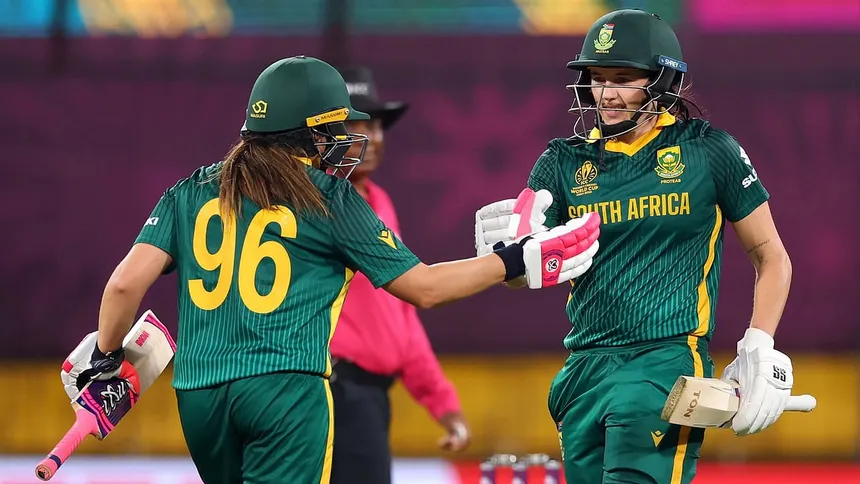 South Africa Beat New Zealand by 6 Wickets in Women’s World Cup