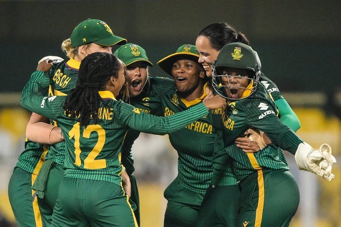 South Africa Secure Historic Final Spot with Dominant Win Over England