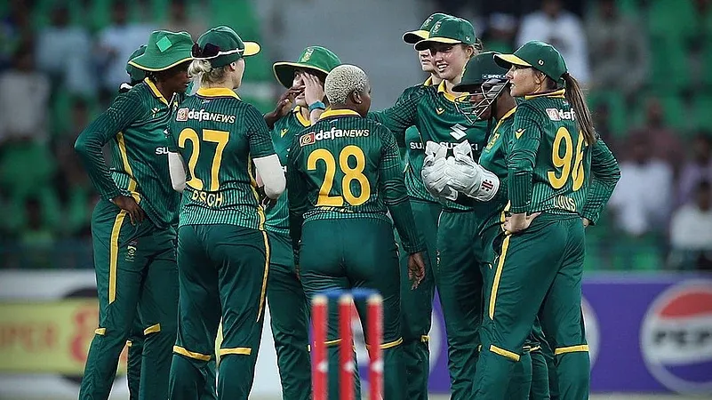 NZ Faces SA in Women’s World Cup 2025 Seeking First Win