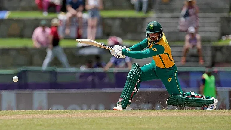 Quinton de Kock’s Return Fails to Click as Namibia Shock SA