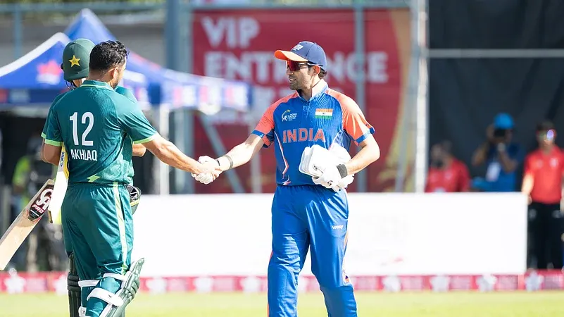 India Defeat Pakistan by 2 Runs in Hong Kong Sixes 2025 Opener