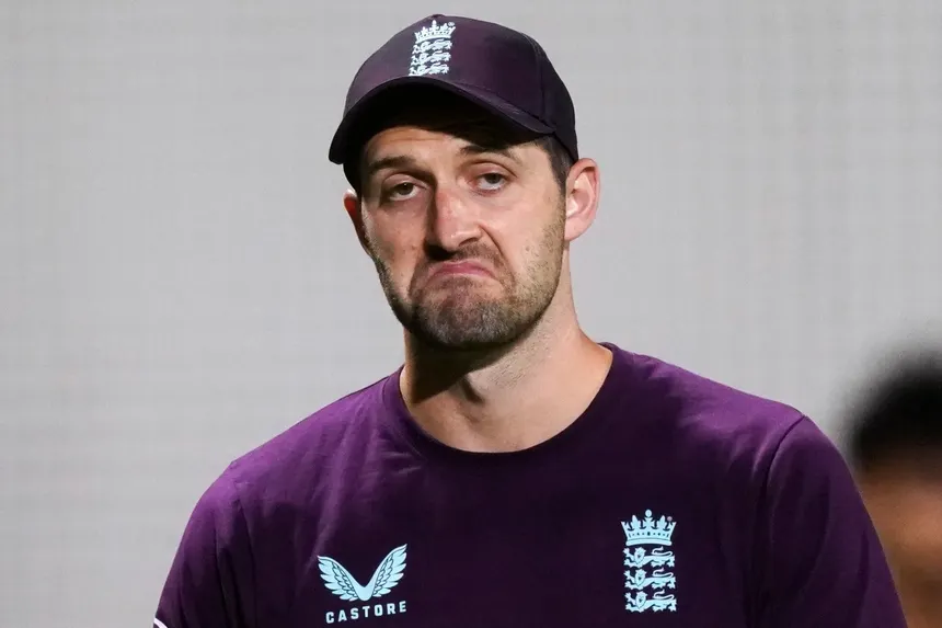 Cummins Return Lifts Australia as England Deal With Injury Crisis