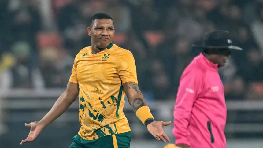 Ottneil Baartman’s 4-Wicket Burst Seals South Africa’s Comeback