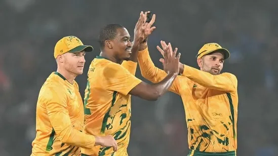 South Africa Crumble for 74 as India Deliver Dominant Bowling 