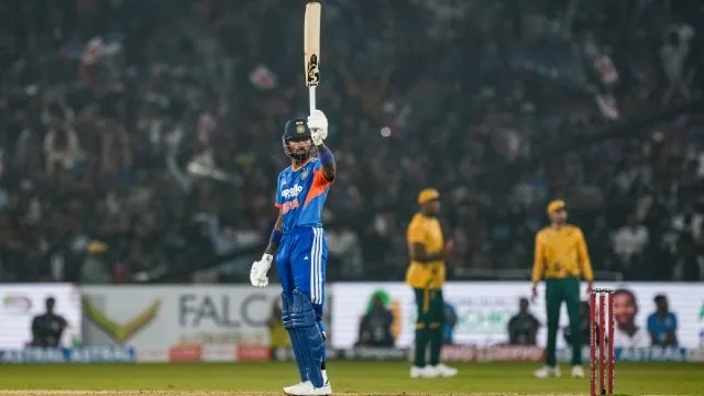 Hardik Pandya Delivers All-Round Masterclass in T20I Against SA