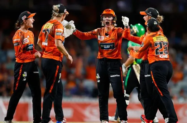 Perth Scorchers Storm into WBBL Knockout with 28-Run Win