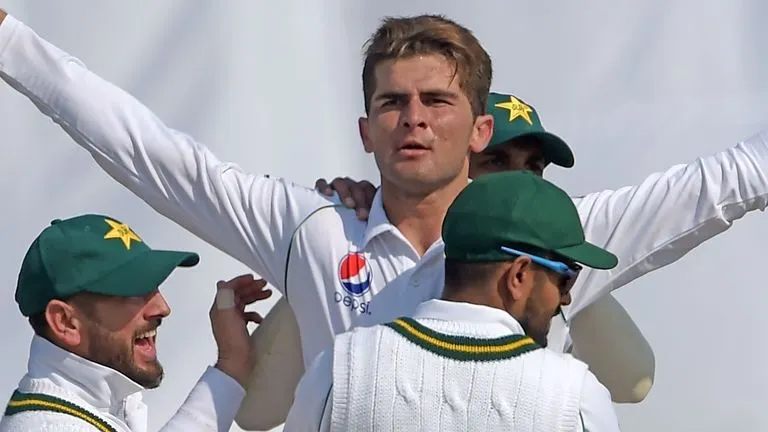 Shaheen Afridi Leads Pakistan’s Charge with 3 Wickets on D-1