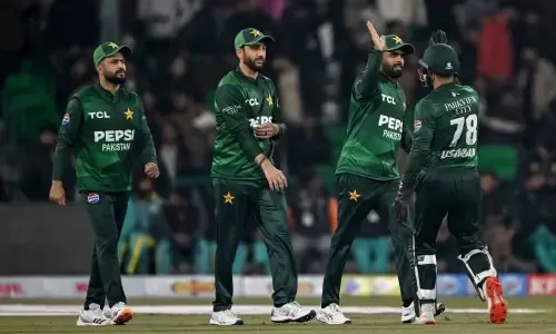 Pakistan Snap 8-Year T20 Drought vs Australia with 22-Run Win