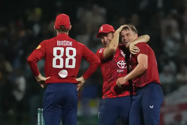 England Beat Sri Lanka by 11 Runs in Rain-Affected T20I 