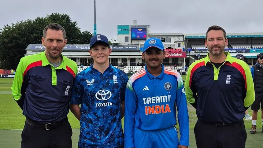 England U-19 Defeat India by 20 Runs in Rain-Hit WC Warm-Up